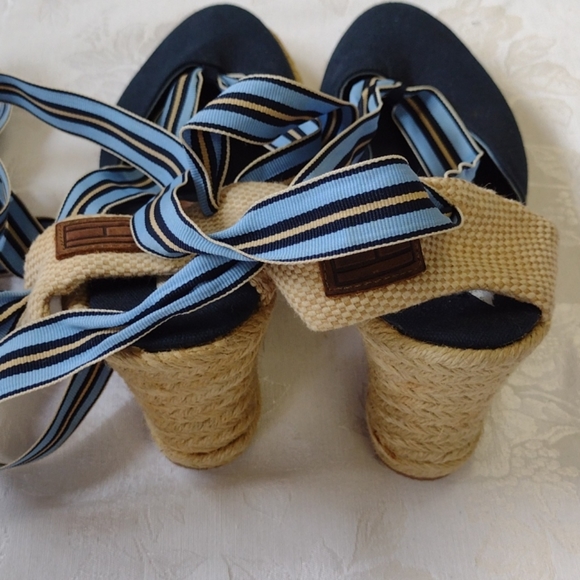 Tommy Hilfiger navy wedge sandal - Picture 4 of 5